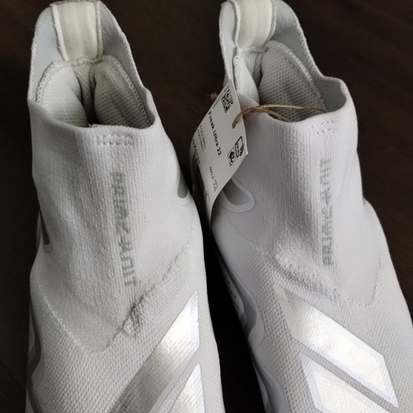 Sz 11 Adidas Primeknit Freak Ultra 22 White Silver PK Football Cleats GX5131 - Picture 7 of 9